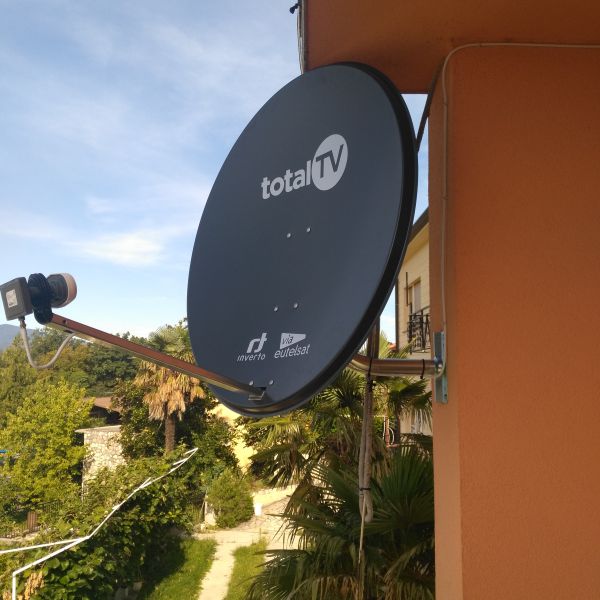 Connect grupa satelitske antene